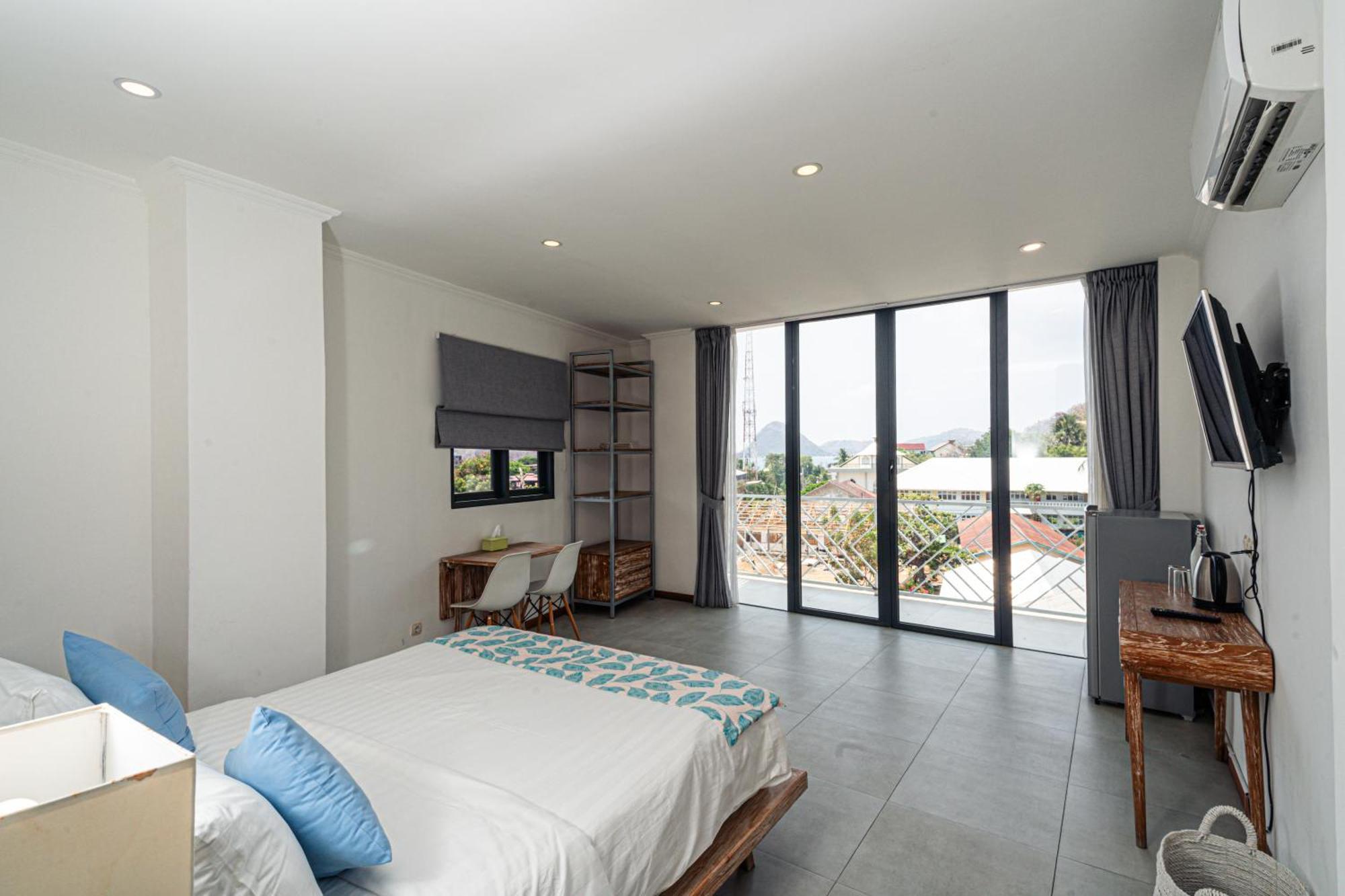 Komodo Suites Downtown Managed By Cpm Bali Labuan Bajo Εξωτερικό φωτογραφία